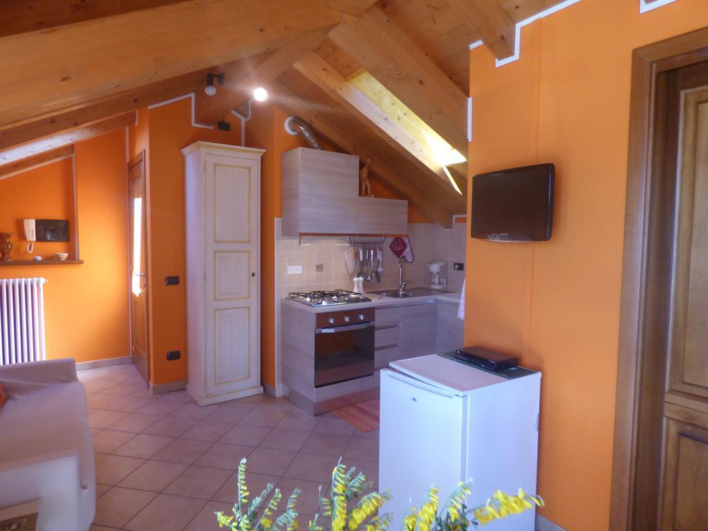 Casale Fe-Wo - Appartamenti Con Vista Lago Cannero Riviera Exterior foto