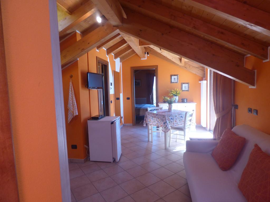 Casale Fe-Wo - Appartamenti Con Vista Lago Cannero Riviera Exterior foto