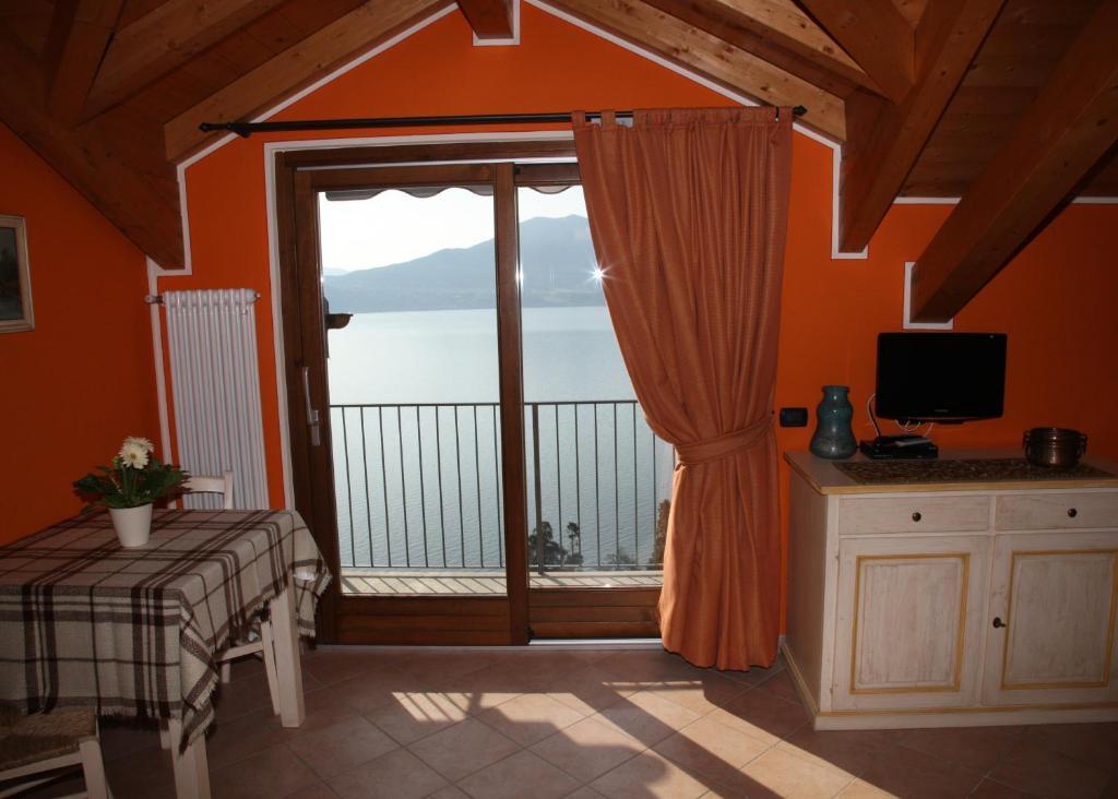 Casale Fe-Wo - Appartamenti Con Vista Lago Cannero Riviera Cameră foto