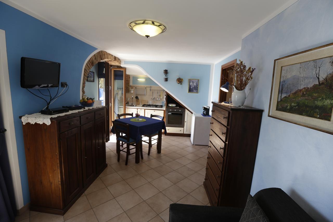 Casale Fe-Wo - Appartamenti Con Vista Lago Cannero Riviera Exterior foto